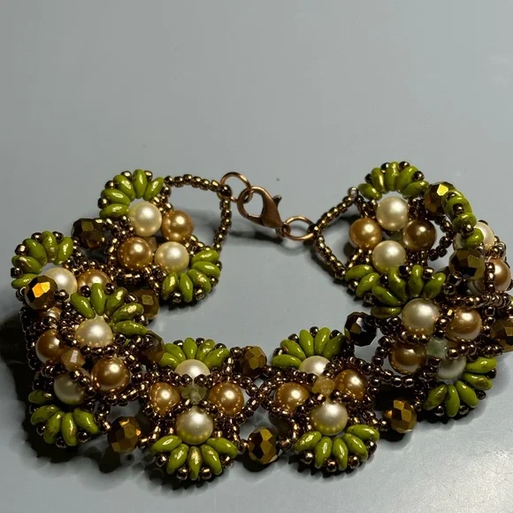 Hand crafted bracelet beige gold pearls tourmalines olive bronze beads gift box - Picture 3 of 10